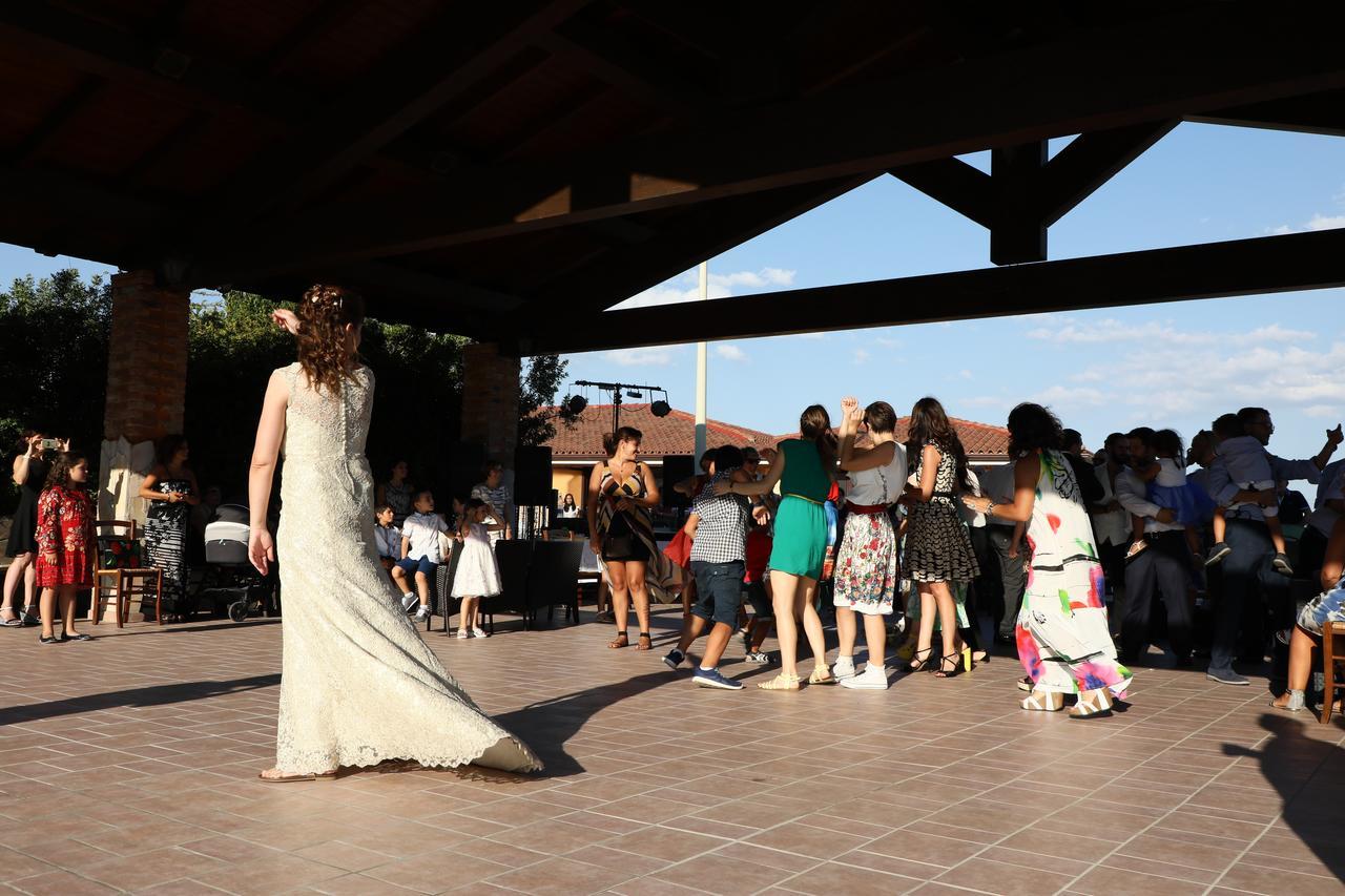 Le Tre Rose Hotel Bono  Luaran gambar